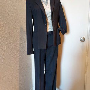 Elie Tahari pants suit size 8